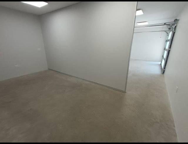 BUSINESS PROPERTY TO RENT IN HALFWAY HOUSE